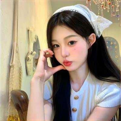 睡沙发的人